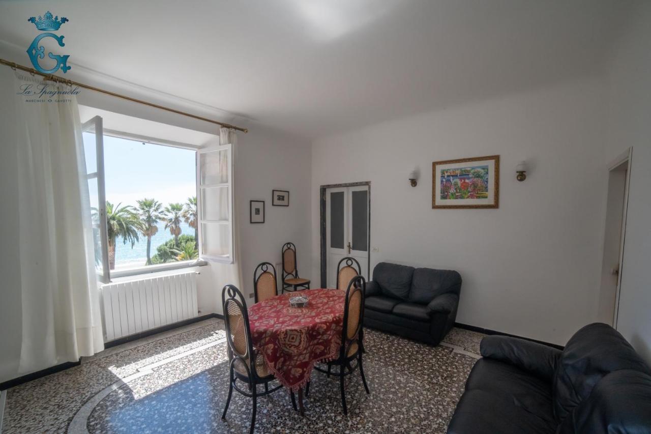 La Spagnuola - Villa Cinquecentesca Sul Mare Con Parco Privato Savona Bagian luar foto